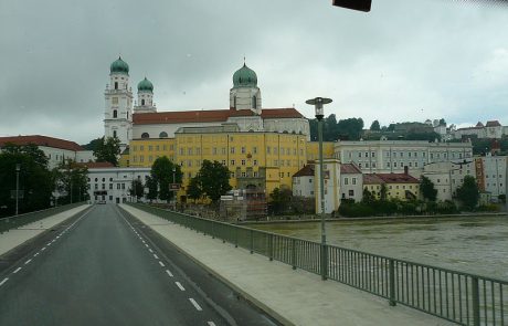 Kirchenchor und Kammerorchesterausflug nach Passau Kirchenchor und Kammerorchesterausflug nach Passau